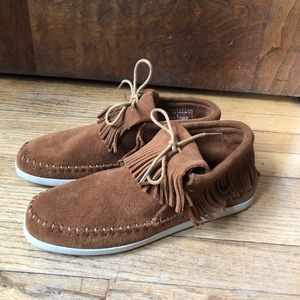 minnetonka venice bootie